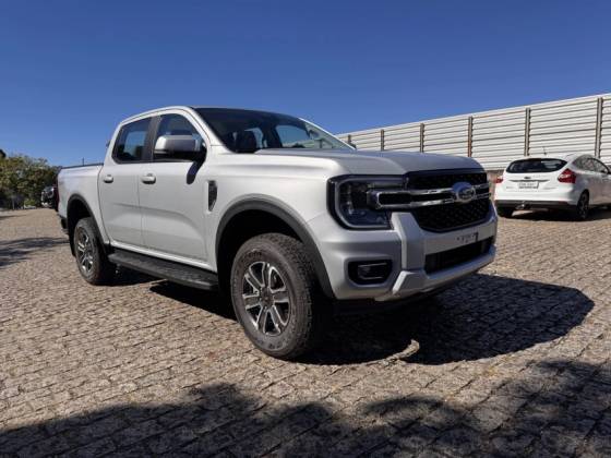 FORD RANGER 3.0 V6 TURBO DIESEL CD XLT 4X4 AUTOMÁTICO FORD RANGER 3.0 V6 TURBO DIESEL CD XLT 4X4 AUTOMÁTICO